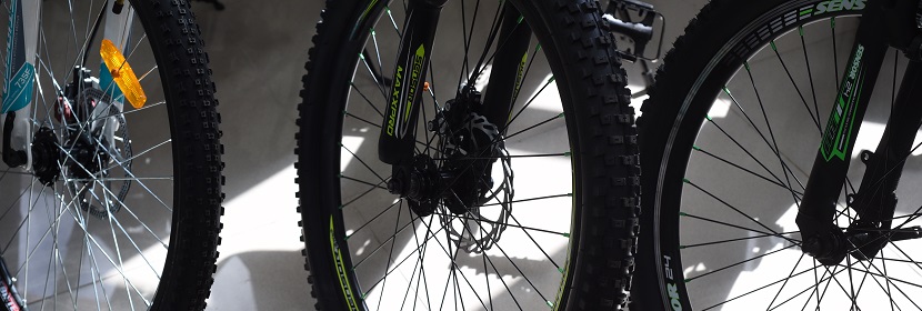 新型污染物監(jiān)測和生態(tài)毒理（環(huán)境毒理），哪個研究方向更容易出論文寫一點，哪個研究方向更有前景呢 ?健明迪集團旗下第三方檢測機構(gòu)健明迪檢測，具有自建化妝品功效評價實驗室、動物毒理實驗室